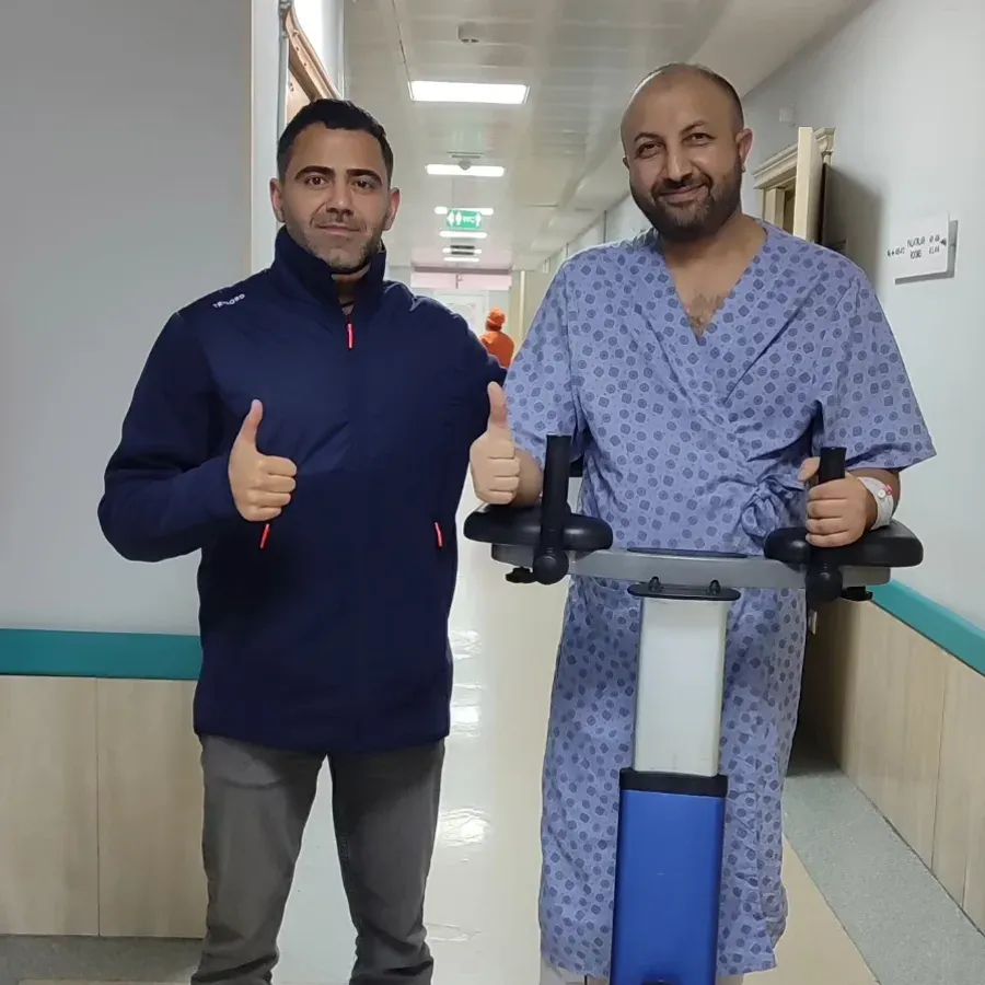 Əməliyyatdan sonra xəstənin ilk addımları